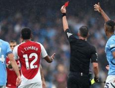 IM体育官网入口-曼联客场大胜，重回争冠行列