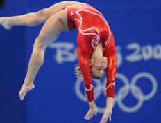 IM体育赛事直播入口-范弗利特压制级发挥定乾坤，魔术争冠战擒深圳显唯一性