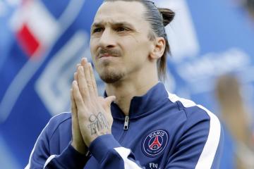 IM体育官方网站-黄蜂强行终结热火，利拉德攻防两端统治，一场定义赛季的战役