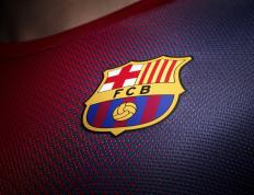 IM体育app-赛道风云突变，拉塞尔统治全场，法拉利力克红牛