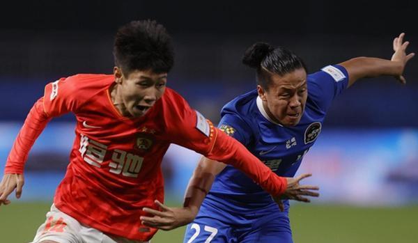 IM体育官方网站-关于建业迎战恒大,全力冲击联赛前四名的信息