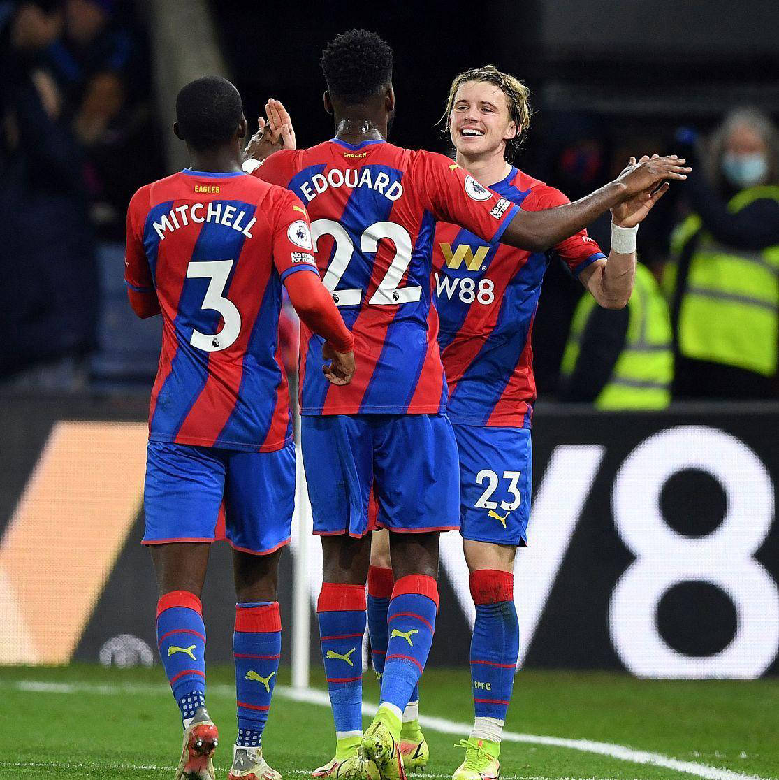 IM体育官方网站-曼城客场击败水晶宫，追赶领头羊位置不息的简单介绍