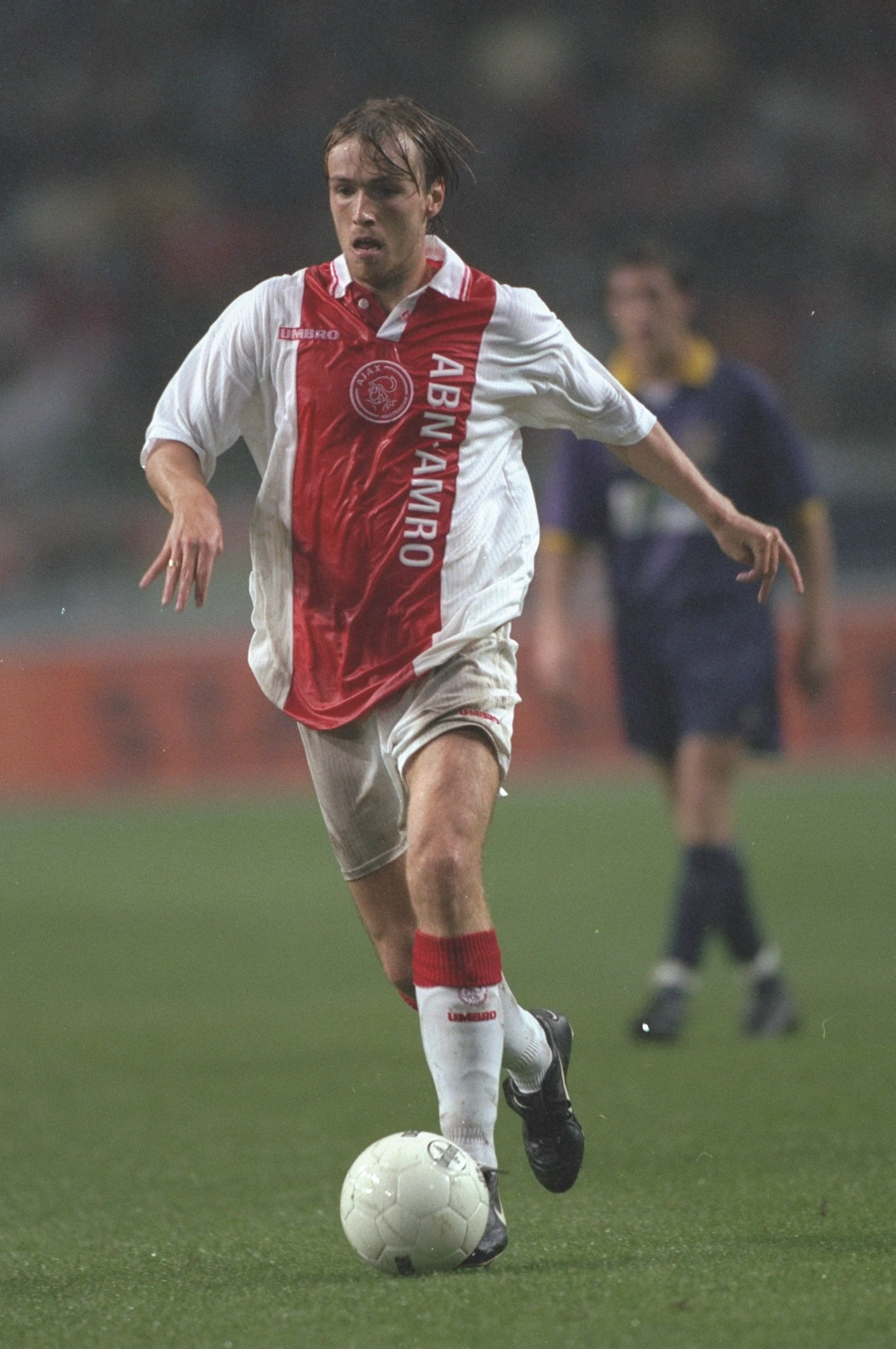 IM体育在线注册-关于阿贾克斯崭露头角，年轻一代将欧冠演绎得淋漓尽致的信息