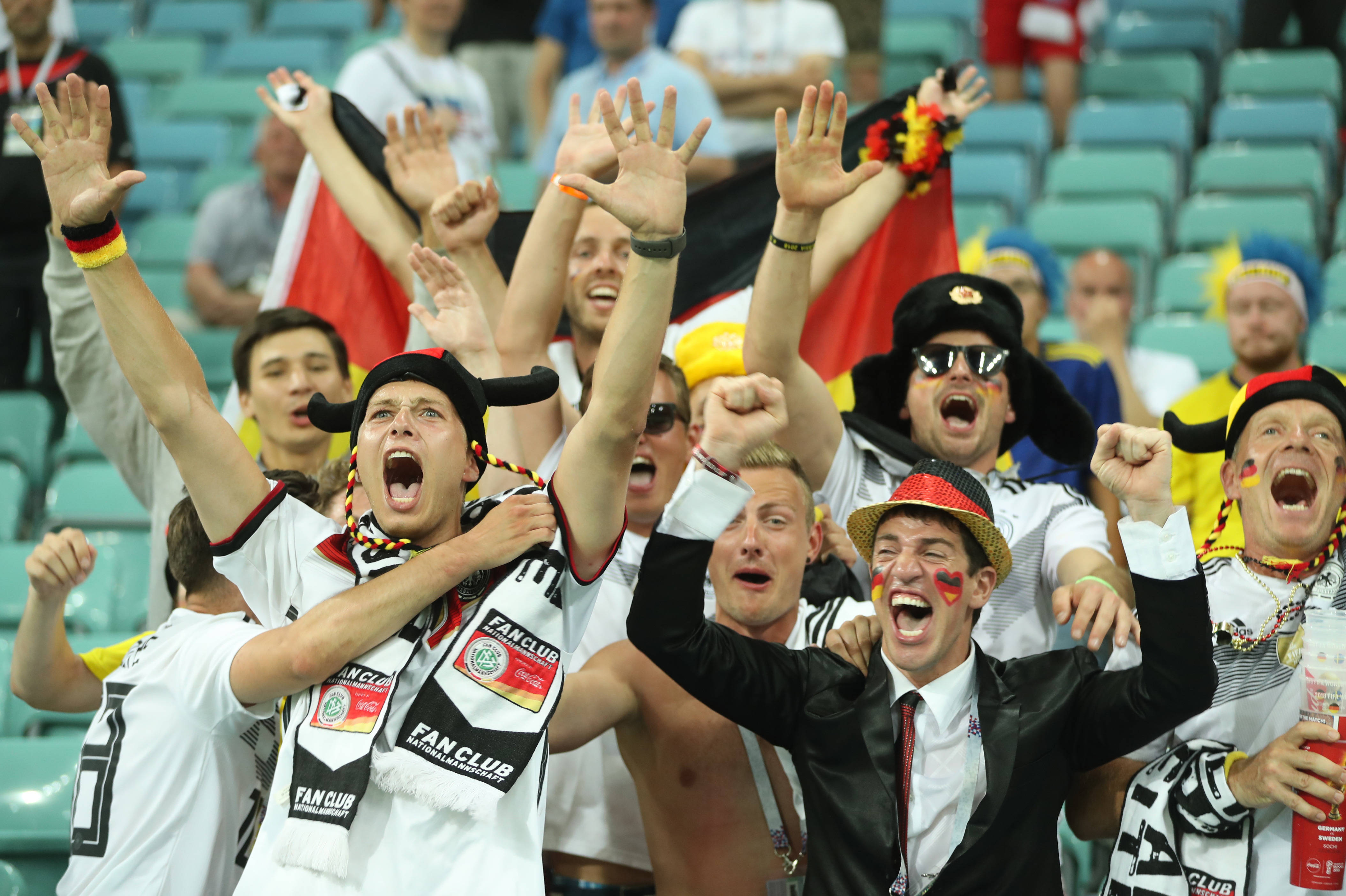 IM体育官方网-包含国际比赛精彩绝伦，球迷热情高涨的词条