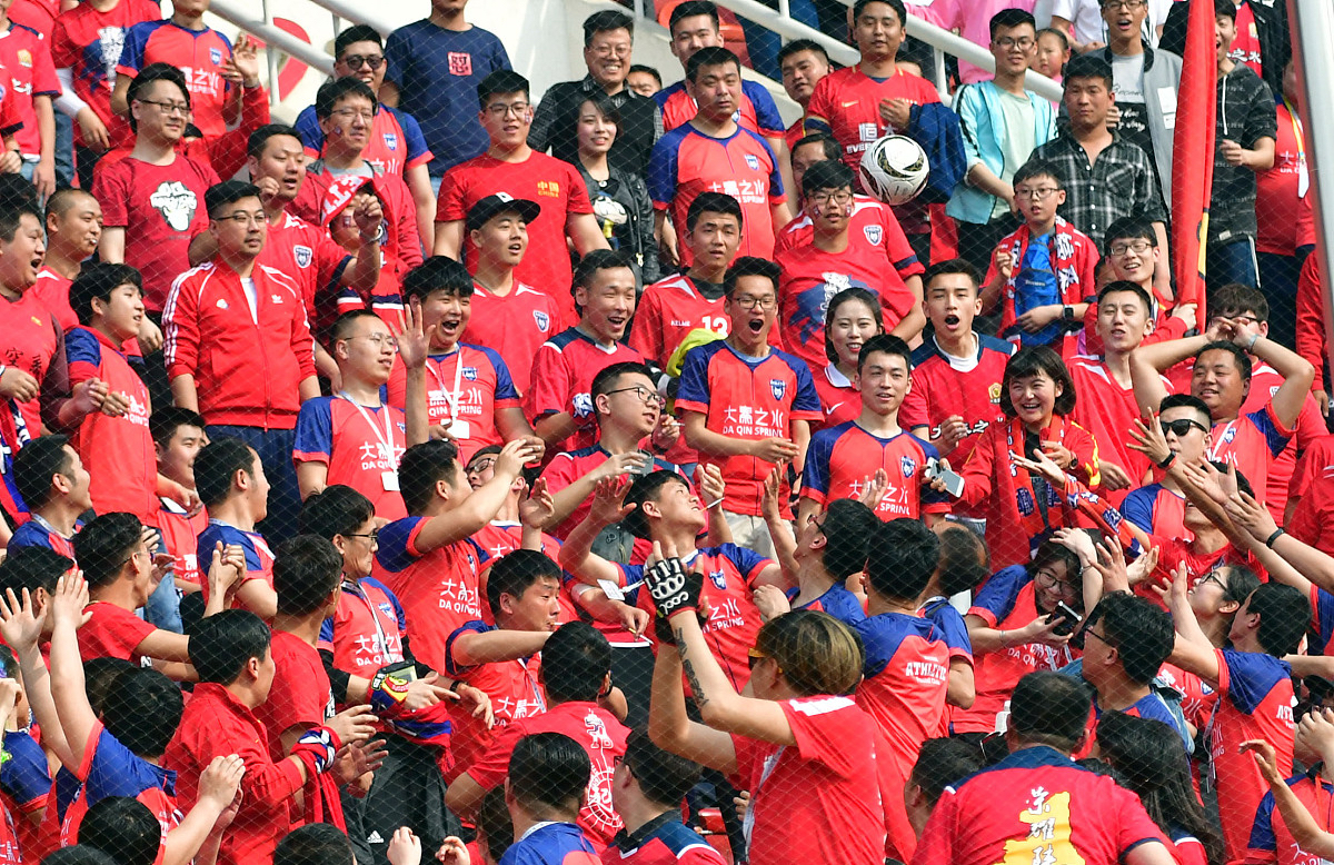 IM体育官方网站-中国足球队在比赛中展现出战斗力