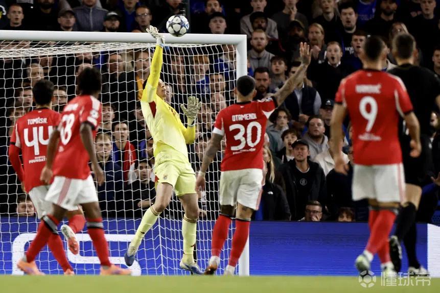 IM体育下载-南安普顿客场战平对手，努力争取胜利