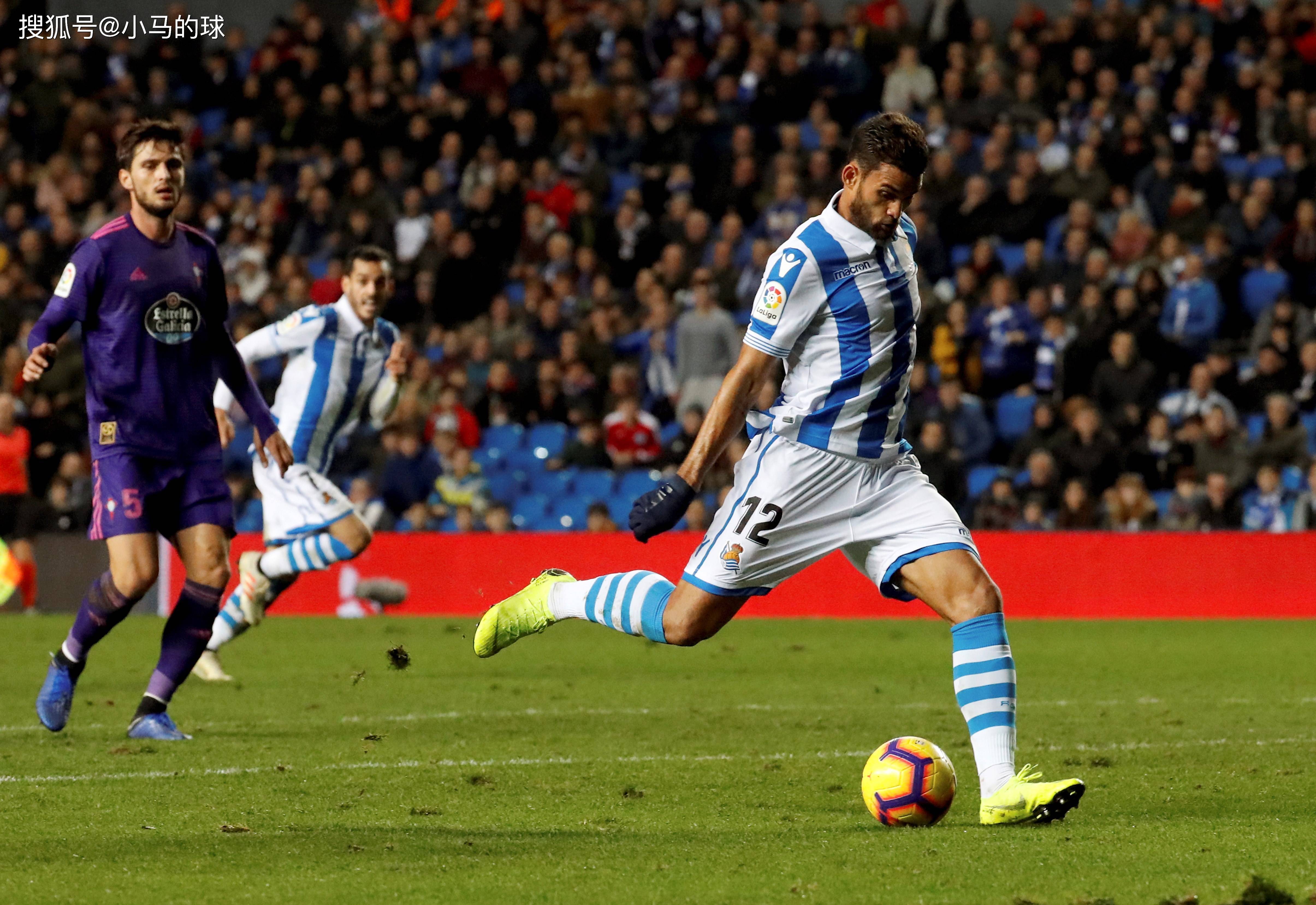 IM体育社区互动入口-塞维利亚客场遭遇困境，全队鼓舞