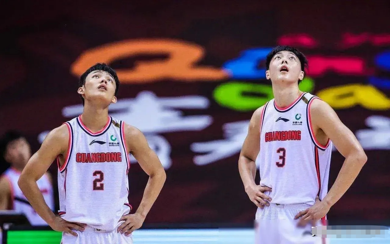 IM体育-广东队主控取得三双表现,助球队赢球