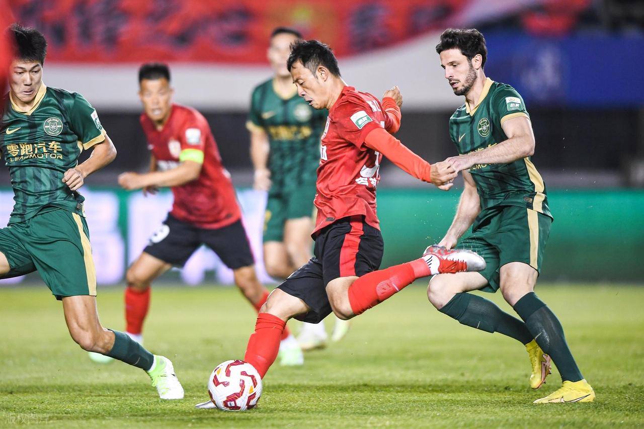 IM体育社区互动入口-浙江队团结合作,成功取得胜利