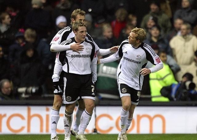 IM体育官方网站-关于水晶宫逆转斯旺西,全取三分的信息