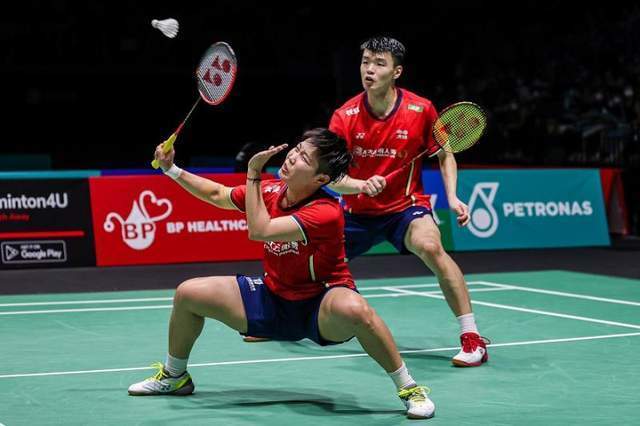 IM体育网页版登录入口-法国队碾压中国队,黄鸭组合状态火热的简单介绍